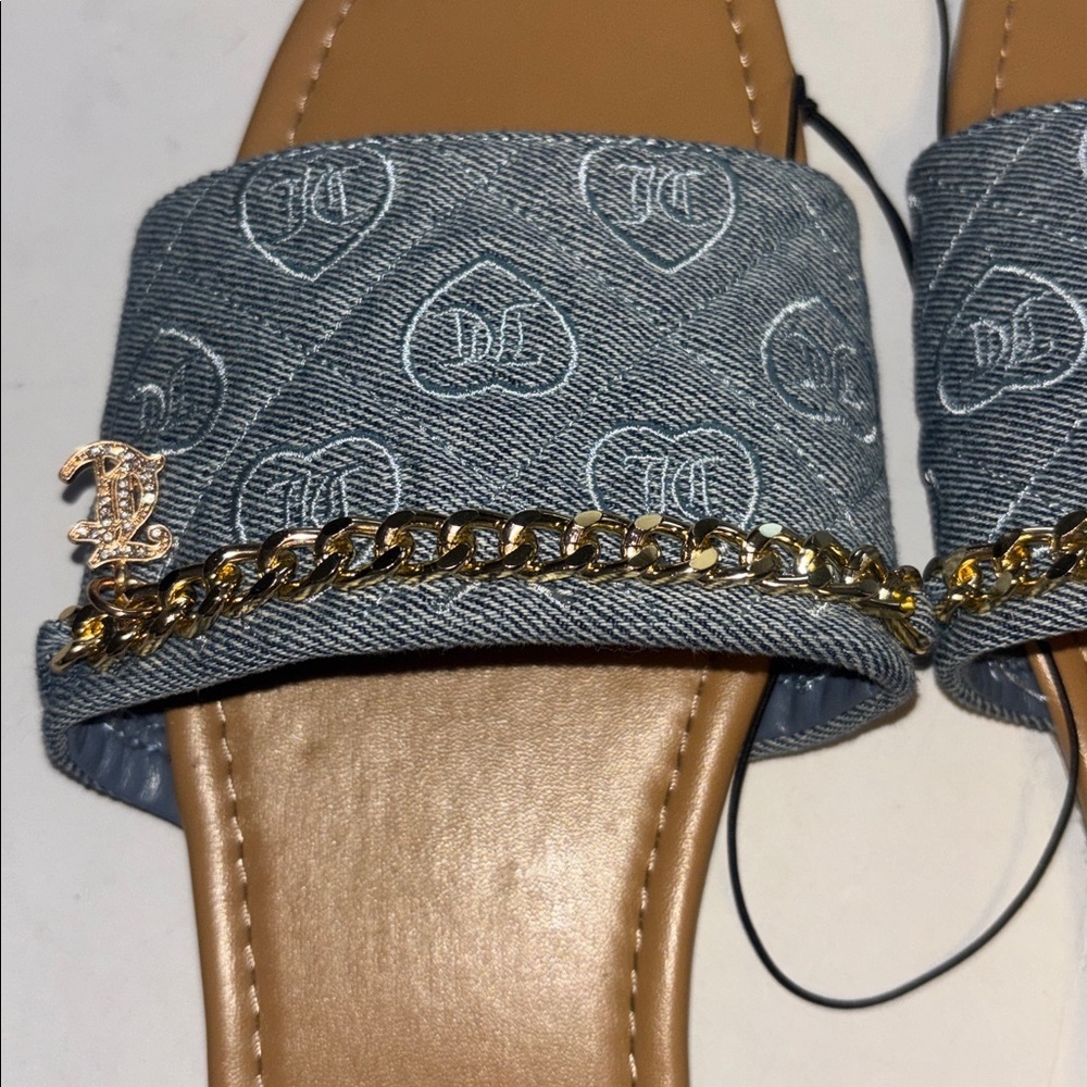 JUICY COUTURE DENIM SLIDES WITH GOLD CHAIN AND JC CHARM SIZE 10 NWTS
